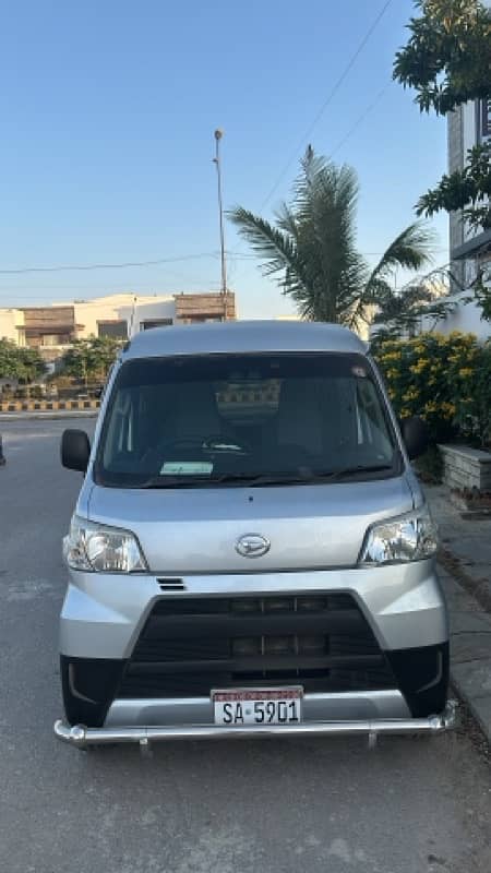 Daihatsu Hijet 2019 1