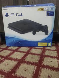 PS4 slim 1tb