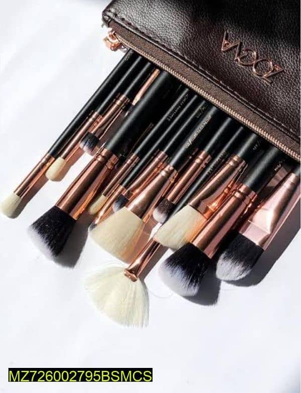 Makeup brushes set pack of 15 2