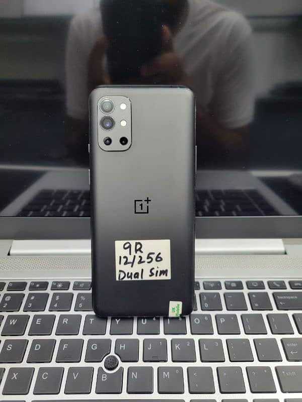 oneplus 9R 0