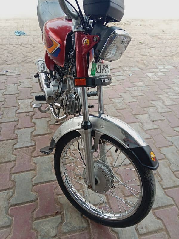 Ravi bike like new condition 3