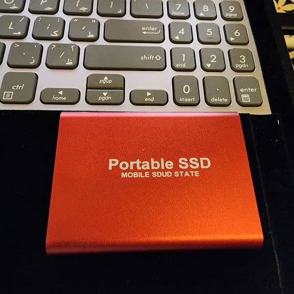 2 TB Portable SSD 0