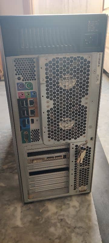 HP z820 workstation 2