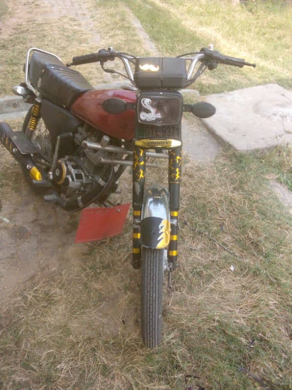 good condition 2013 modal Gujarat number Whatsapp  number 03209757834 3