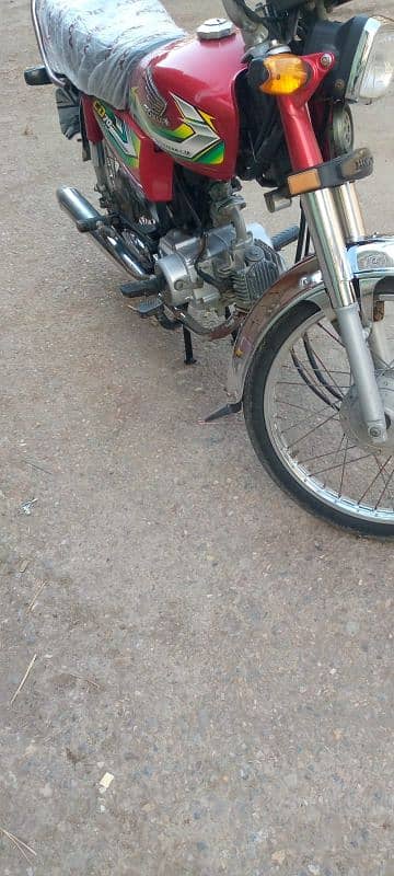 Honda CD70 2023 Karachi 11