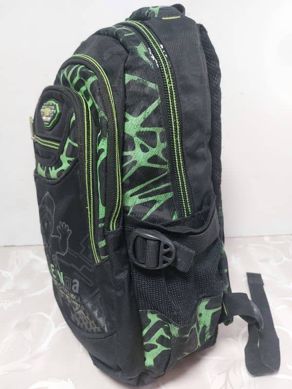 school bag / small backpack / Laptop bag 1