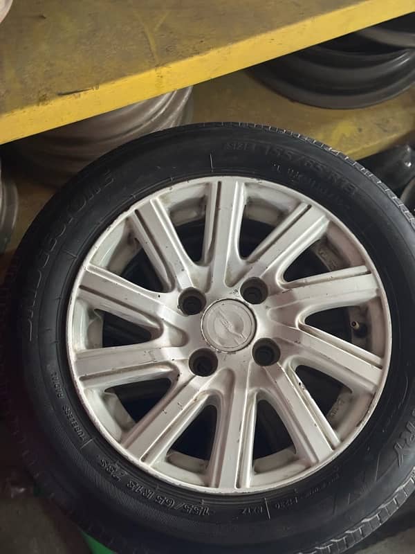 13 inche rims and tyres 0