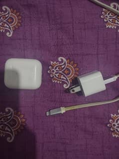 Apple airpods 2nd generation with charger