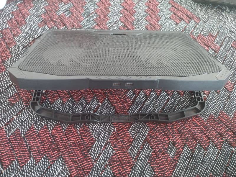 Laptop Cooling pad 1