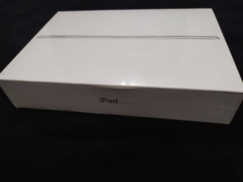 iPad 9th Generation 64 GB, 10.2 Inch Screen, Brand New Box Pack 2