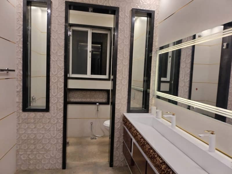 Affordable Flat Available For rent In Bahria Town - Sector E 4