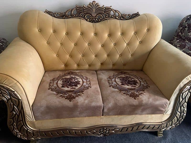 like new condition sofa set 6 seater sofa 0