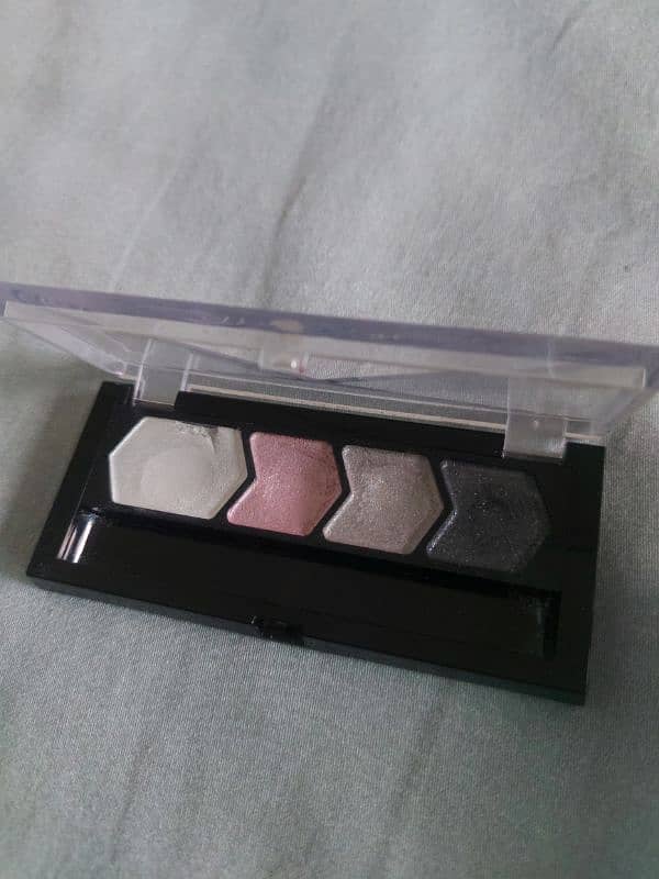 Maybelline Eye Studio Diamond Glow (3) 0