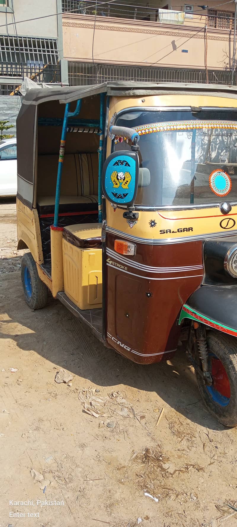 Auto rickshaw 0