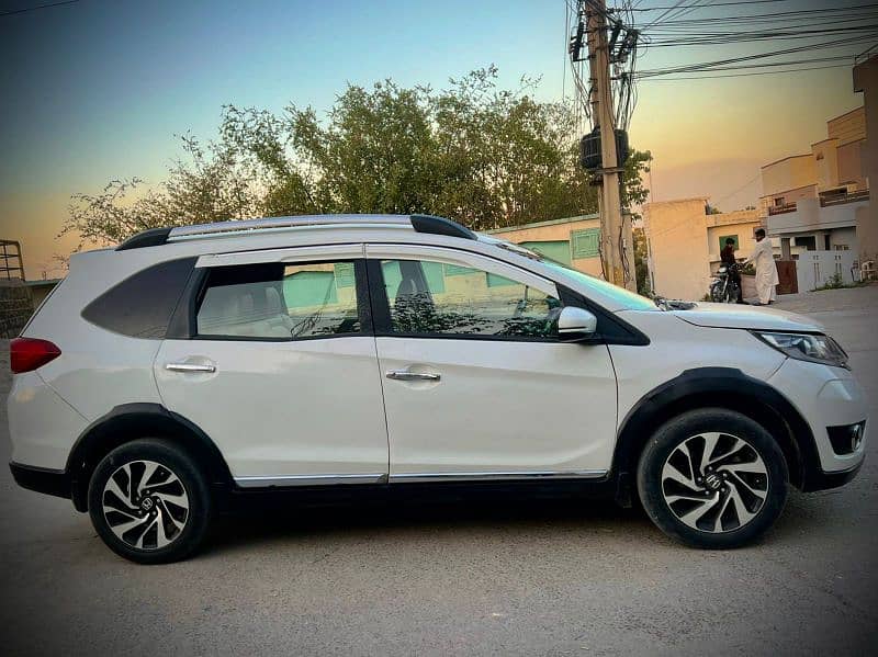 Honda BR-V 2018 4