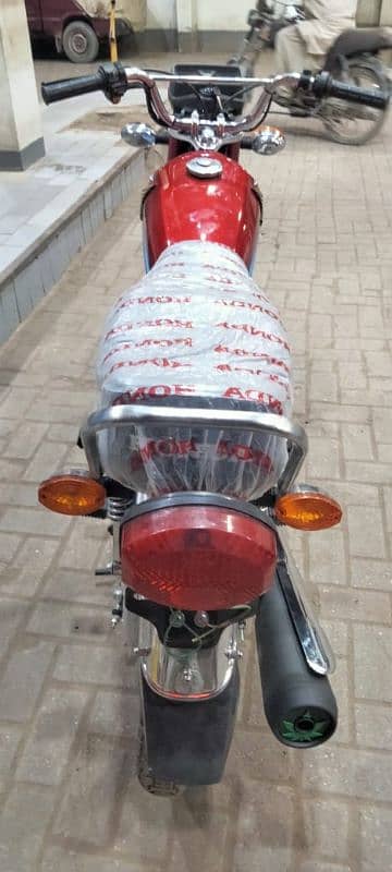 honda 125 2018 03151221581 4