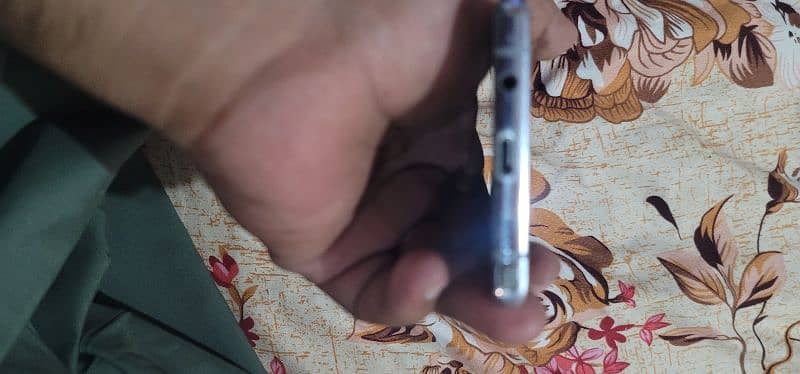 samsung galaxy note 8 good condition 1 dote ha aur shade 11