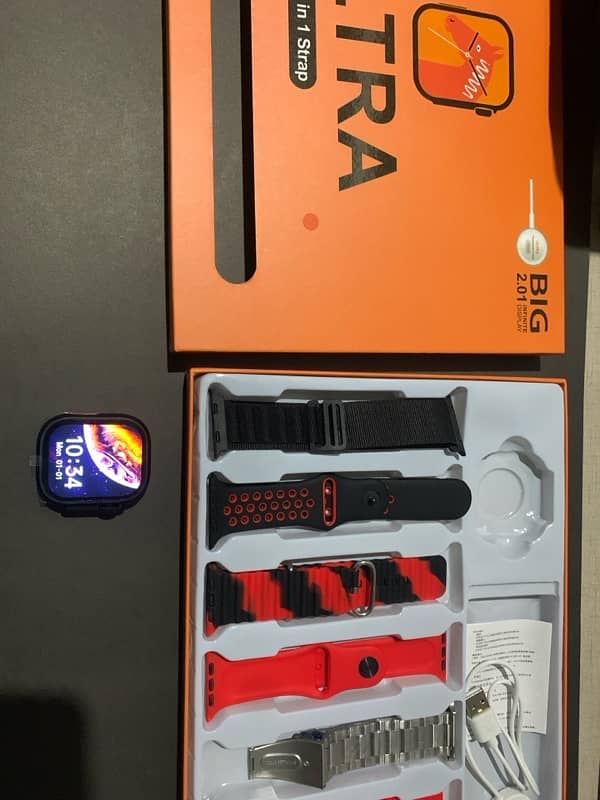 seal packed Ultra 2 smart watch with 7 straps + metal strap 1