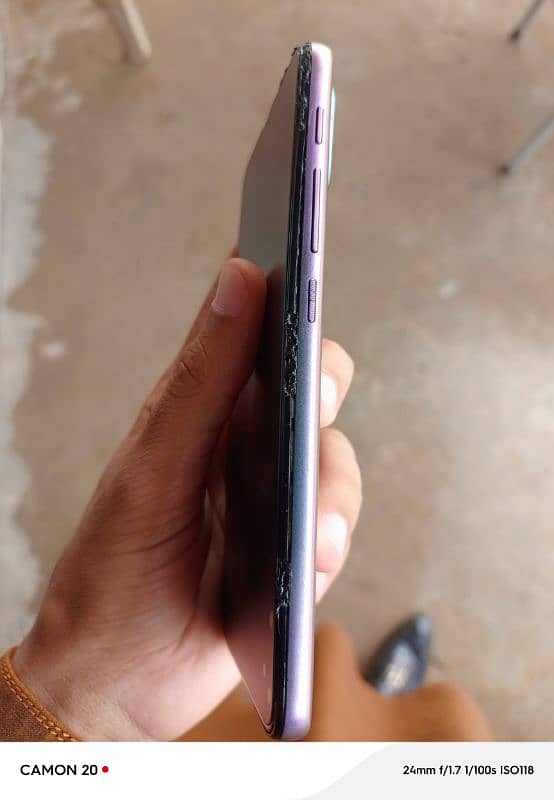 lenovo 13 pro    condition 8  by 10 gara normal damage 3