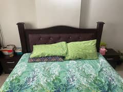 King size bed with drawer and dressing table