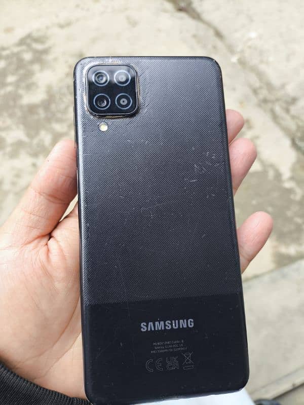 Samsung galaxy a12 4/64 0