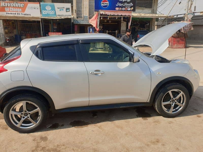 Nissan Juke 2012 6