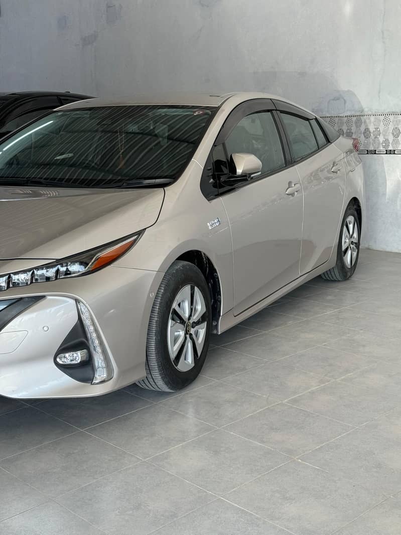 Toyota Prius PHV (Plug In Hybrid) 2020/2024 Model Mint Condition 2