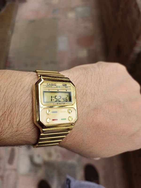 Casio A100wegg-1adf Vintage Gold watch 2