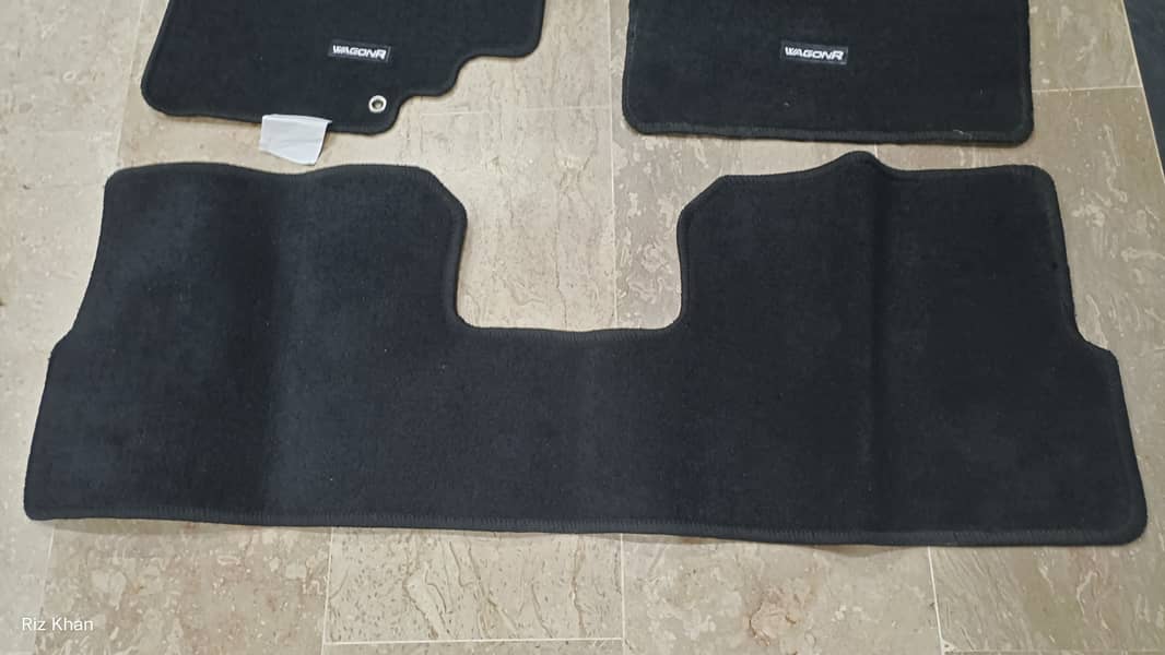 Suzuki WagonR OEM Floor Mats New 3