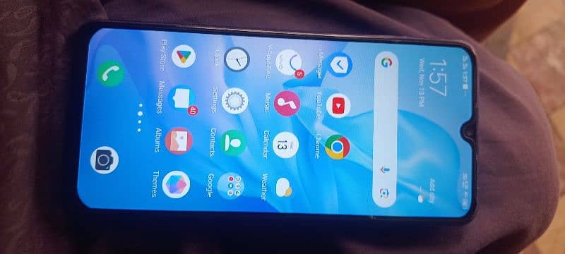 vivo y51 4gb 128gb with original charger 0