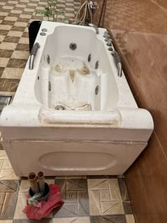 Bath Tub for sale