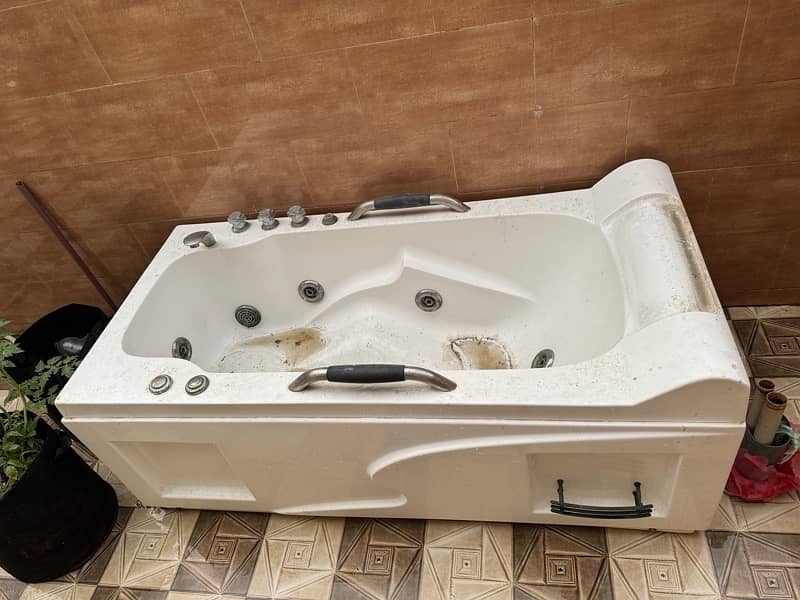 Bath Tub for sale 1