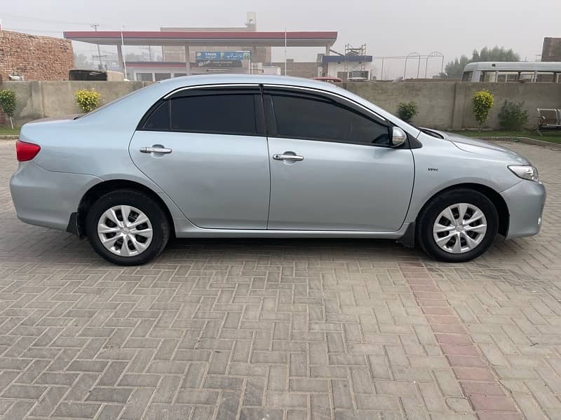 Toyota Corolla GLI 2013 4