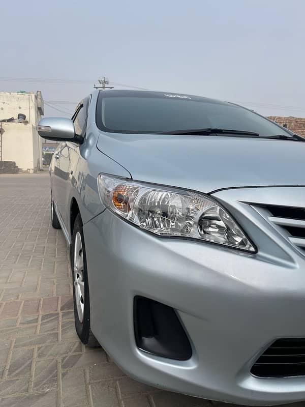 Toyota Corolla GLI 2013 5