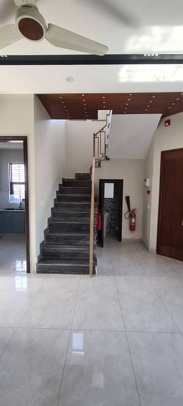 CAPITAL GROUP OFFER 10 MARLA GOOD LOCATION CORNER HOUSE FOR SALE WITH BASEMENT IN DHA PHASE 1. 22