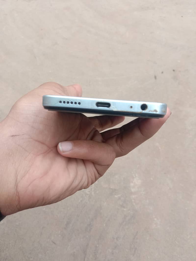 Infinix smart8 2