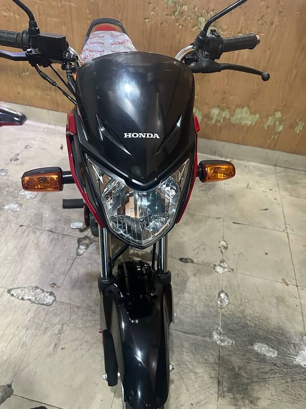 HONDA CB125f 2024/25 Urgent sale 1