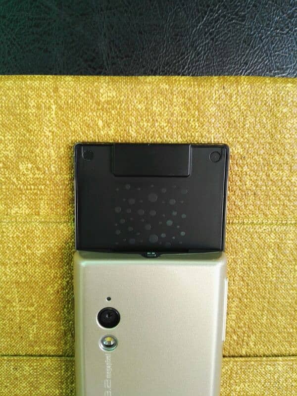 Sony Ericsson G705 Slide, Original, Foreign used, Keypad, Nokia 6