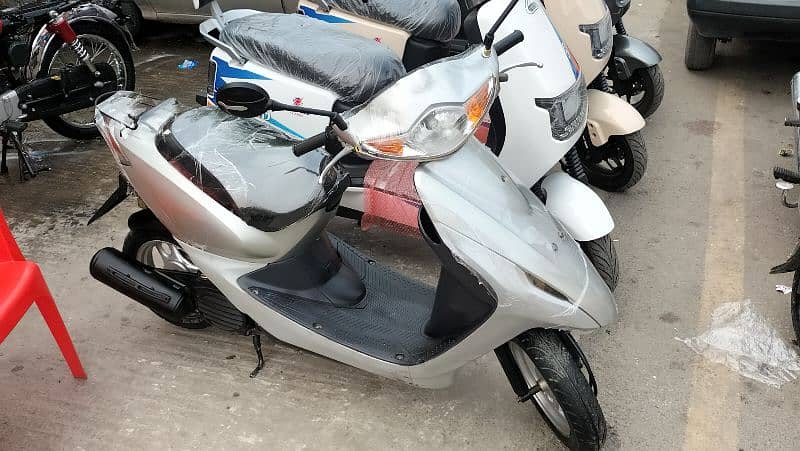 Honda Dio 4 STOCK 5