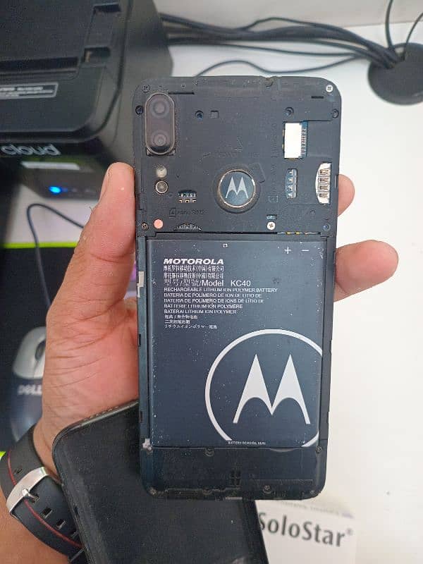 Moto E6 plus 0