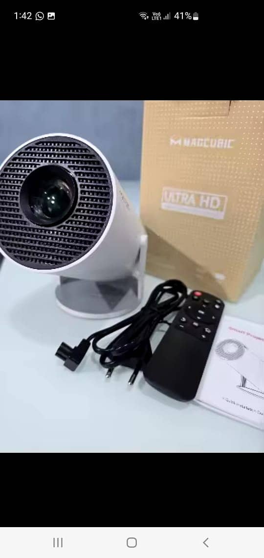 Projector 4K Android 11 HY300 dual wifi 8