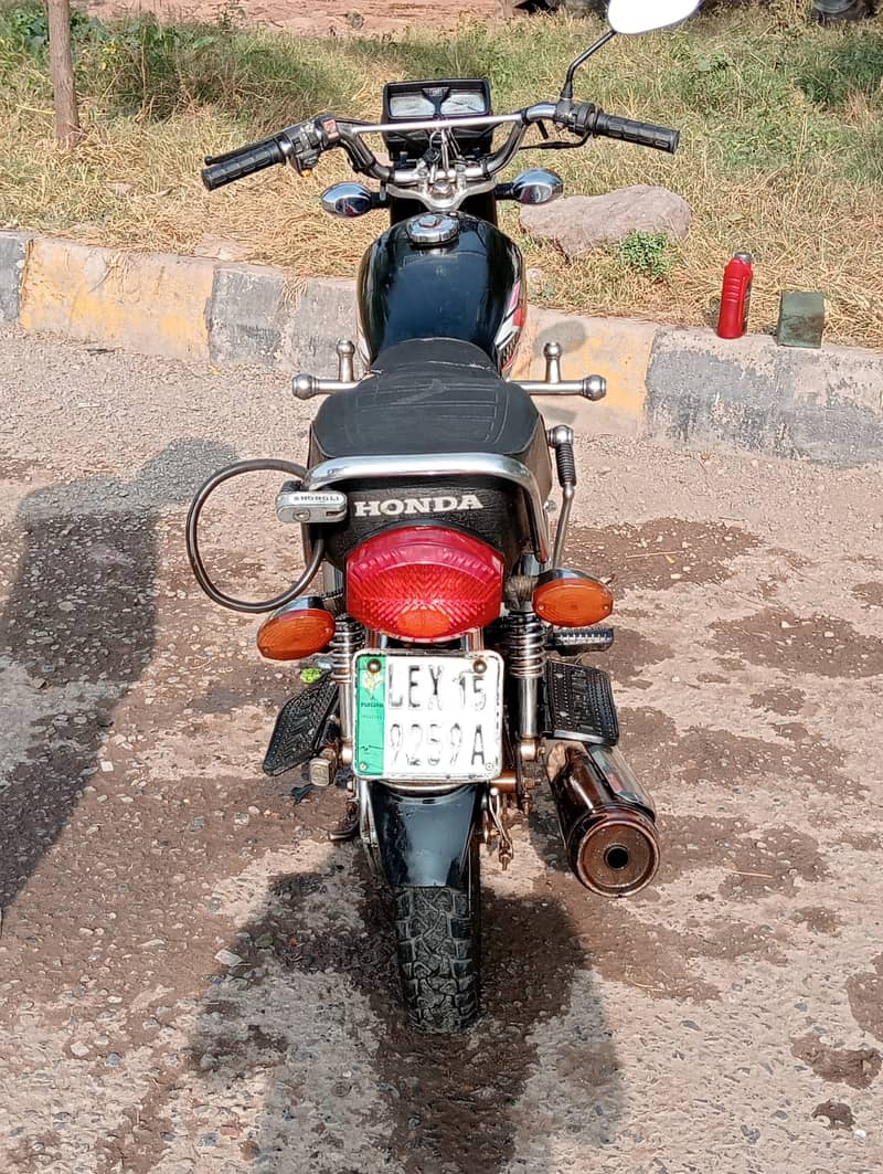 Honda CG 125 2014 Model 3