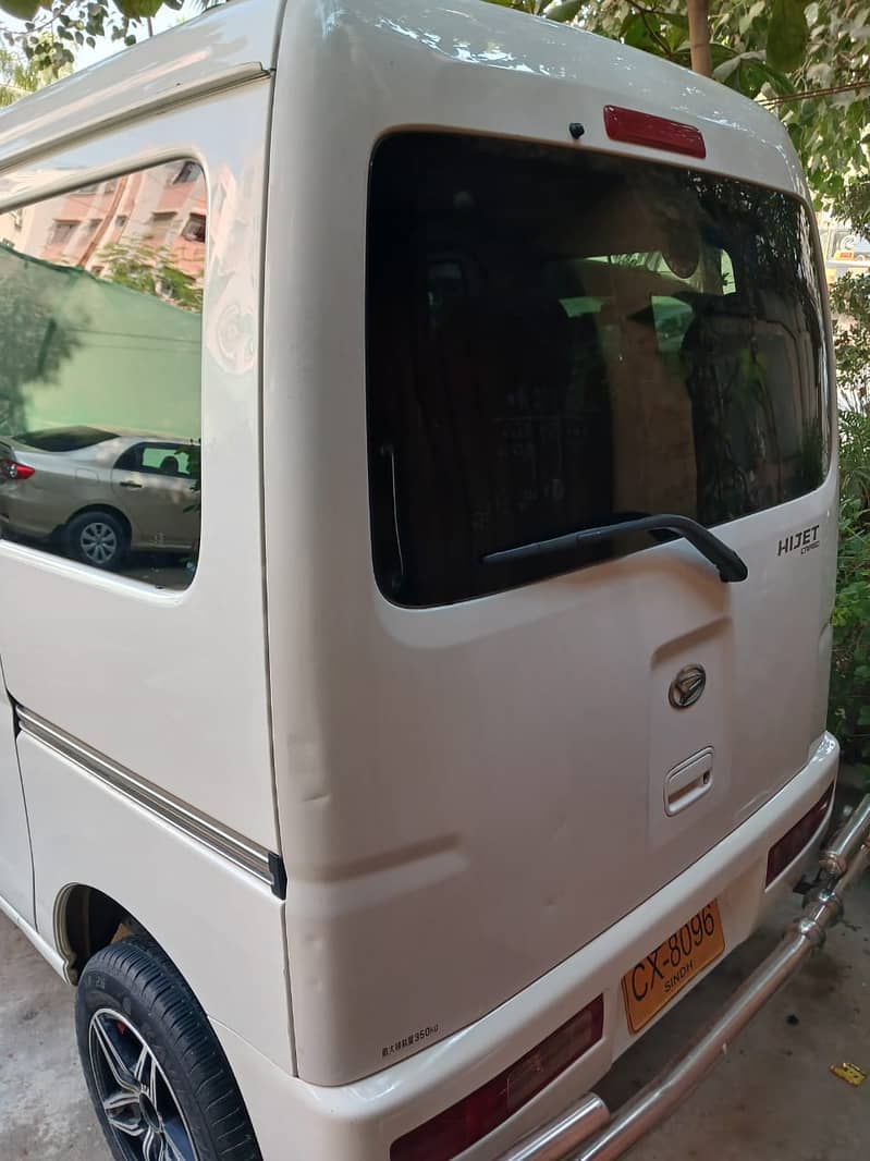 Daihatsu Hijet 2013 Two power delux cargo 7