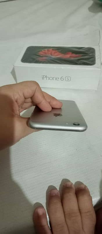 iPhone 6s 64Gb 5