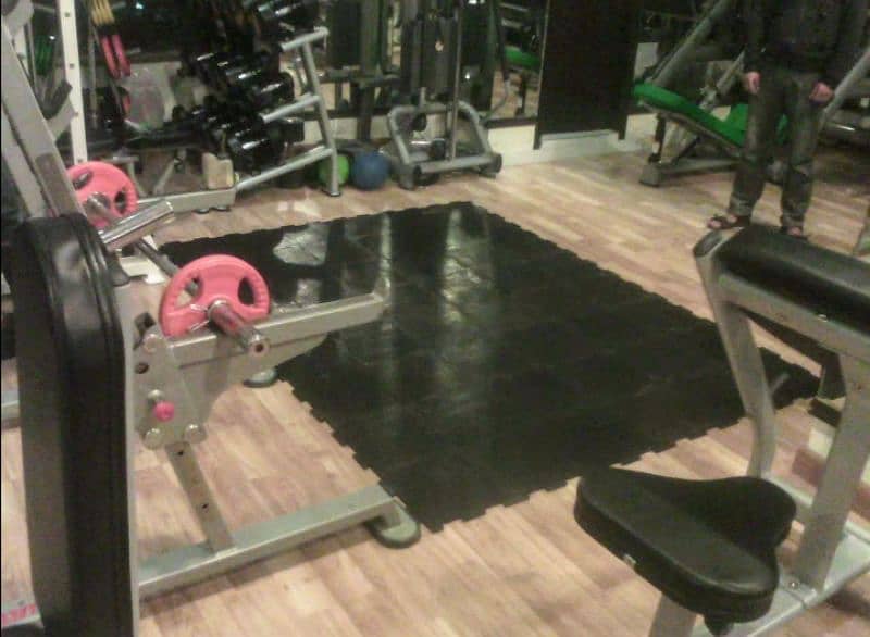 GYM FLOORING MATS 10