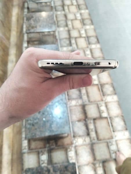 infinix zero 30 condition apka samna ha 3