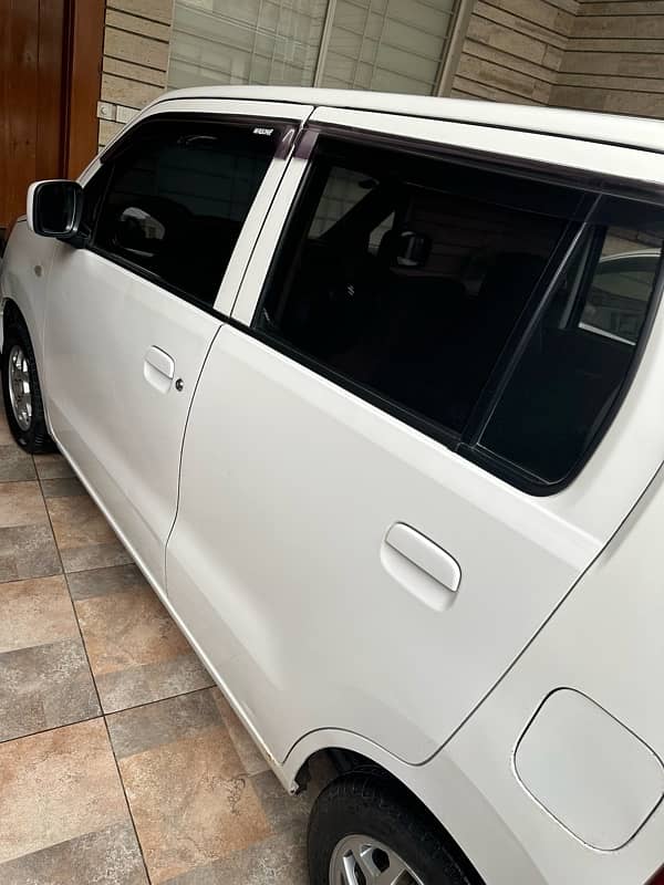 Suzuki Wagon R 2018 8