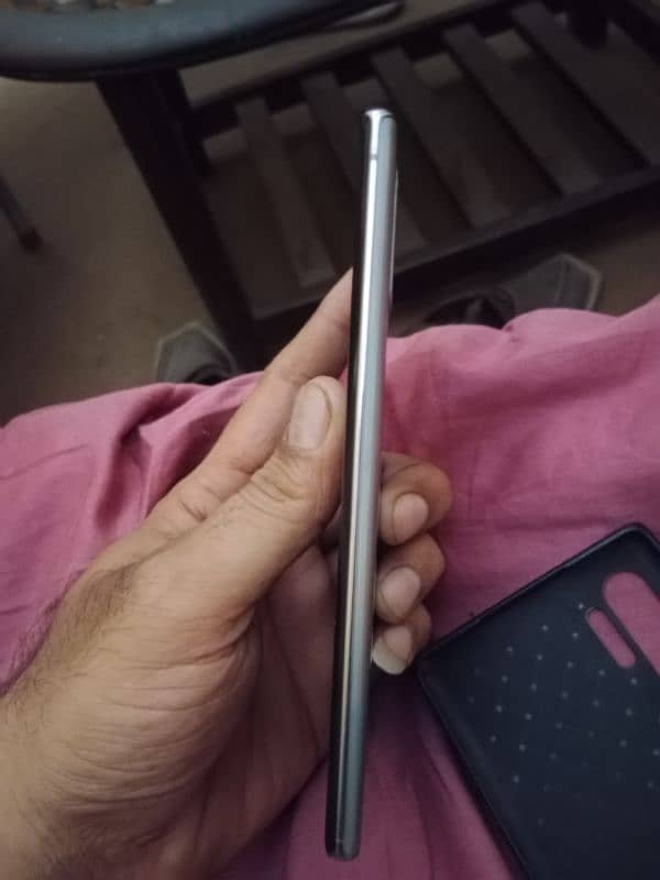 Samsung Note 10 plus Complete Box. PLZ READ THIS ADD 2