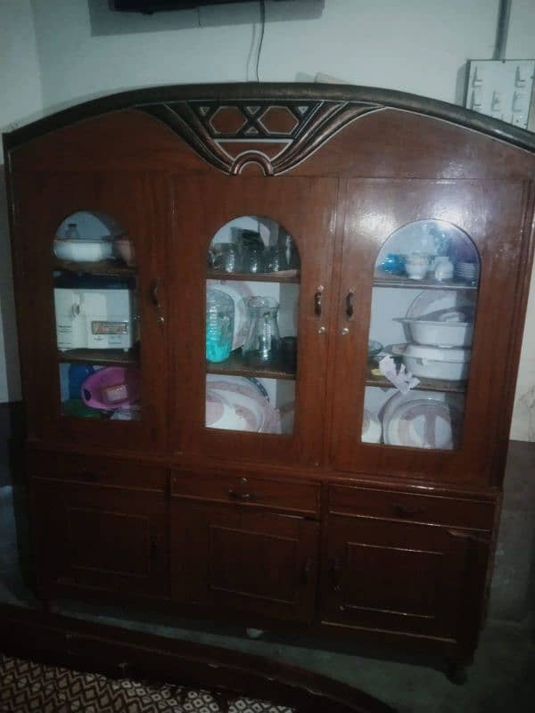 showcase for sale urgent  5000 0