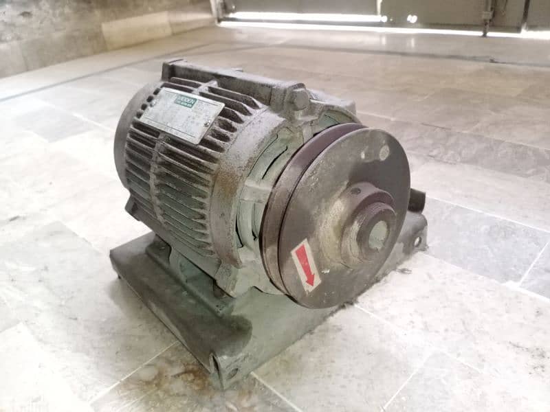 Meiden 3 Phase Induction Electric Motor 3